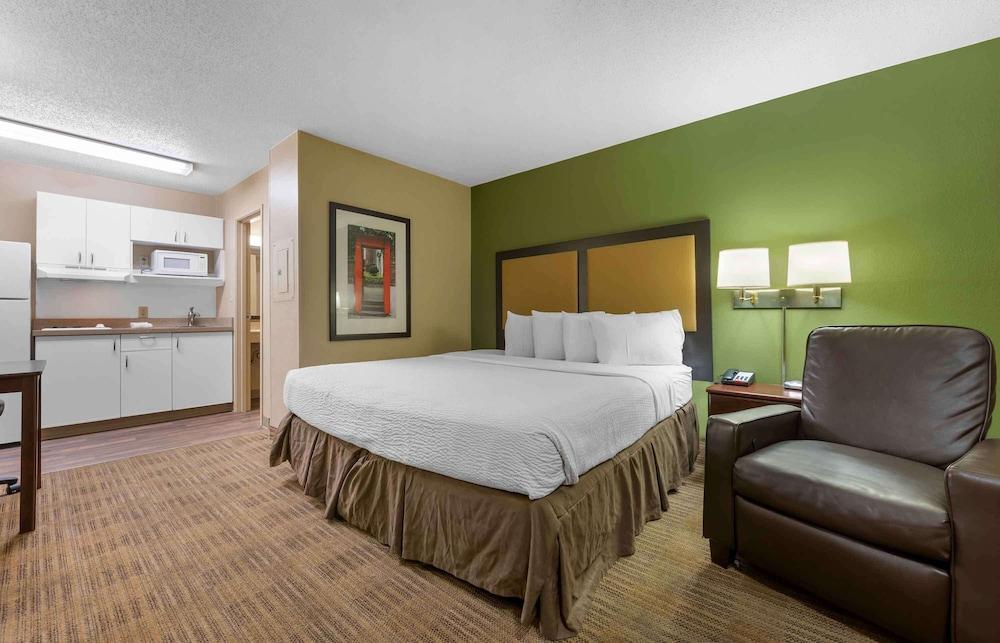 Extended Stay America Suites Sacramento Northgate photo 8