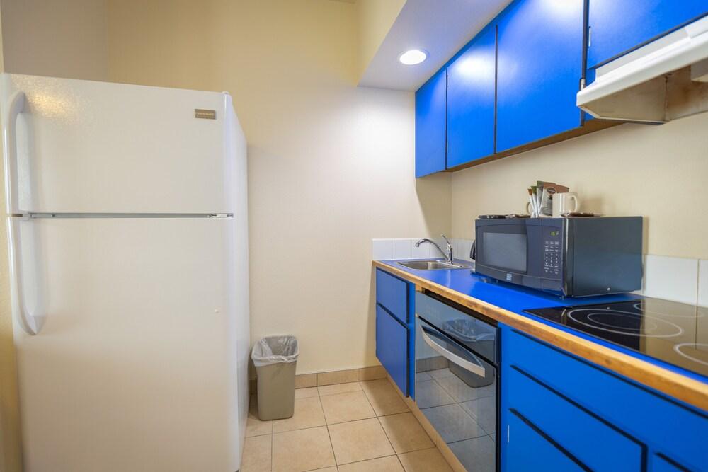 Helgeson Place Hotel & Suites photo 17