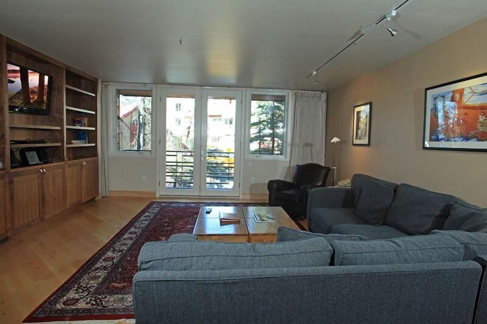 Ice House Suites and Condominiums photo 34