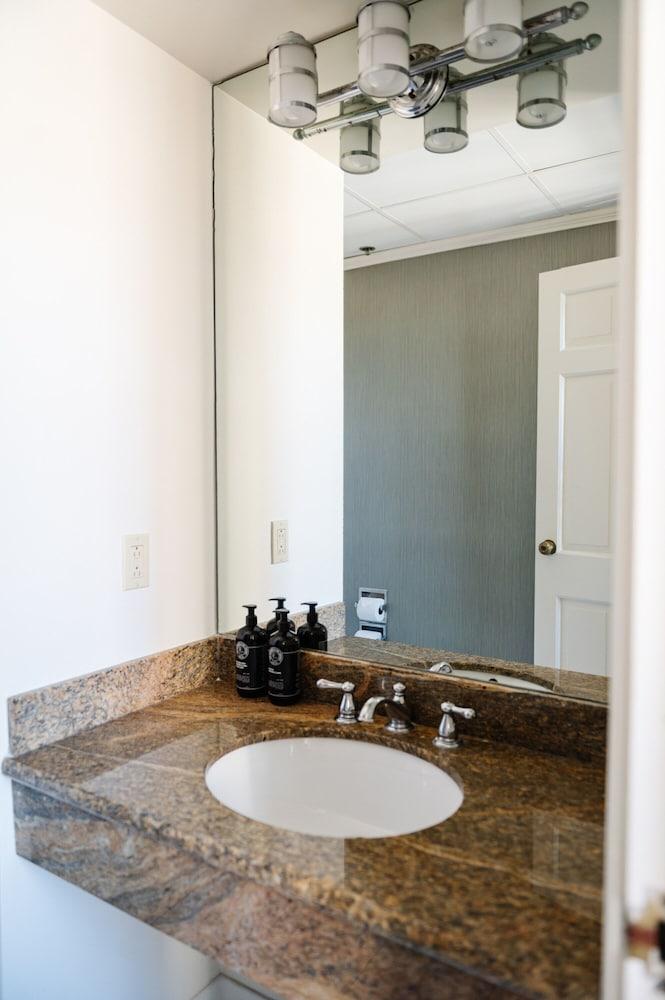 The Lafayette New Orleans By Kasa Living photo 88
