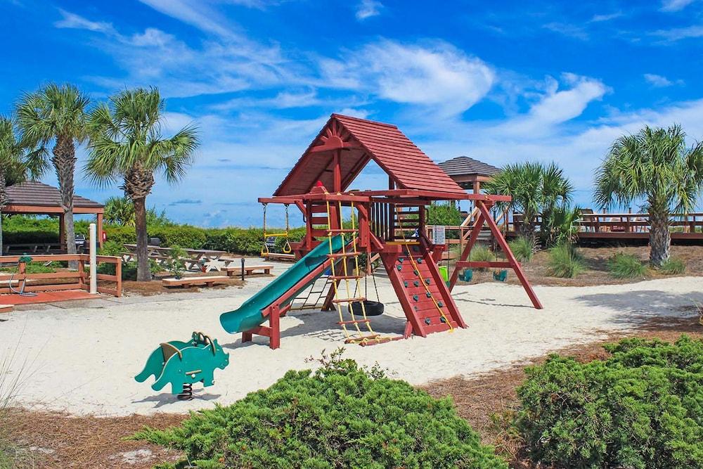 Island Club photo 54