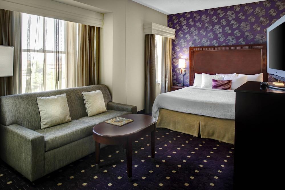 Courtyard by Marriott Kansas City Country Club Plaza photo 6