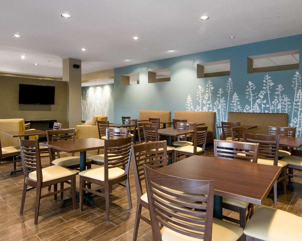Sleep Inn & Suites Fort Dodge photo 33