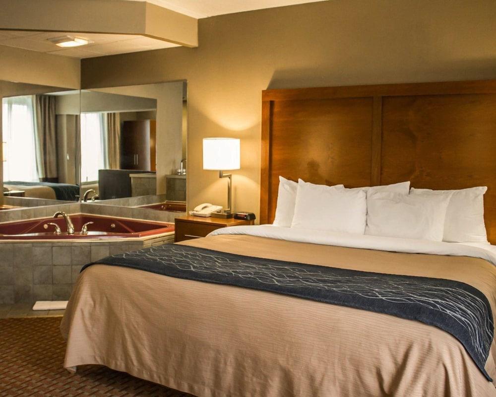 Quality Inn Akron South photo 14