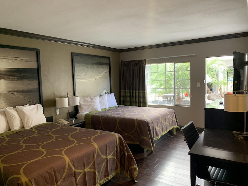 Skyways Hotel photo 2
