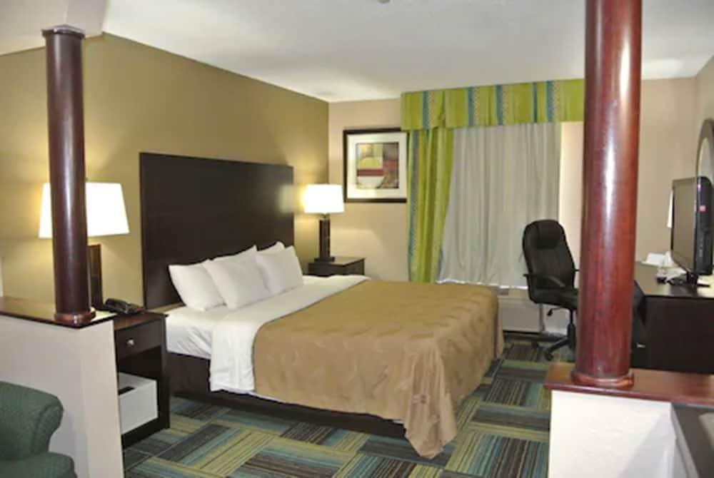 Quality Inn & Suites Arnold - St Louis photo 49
