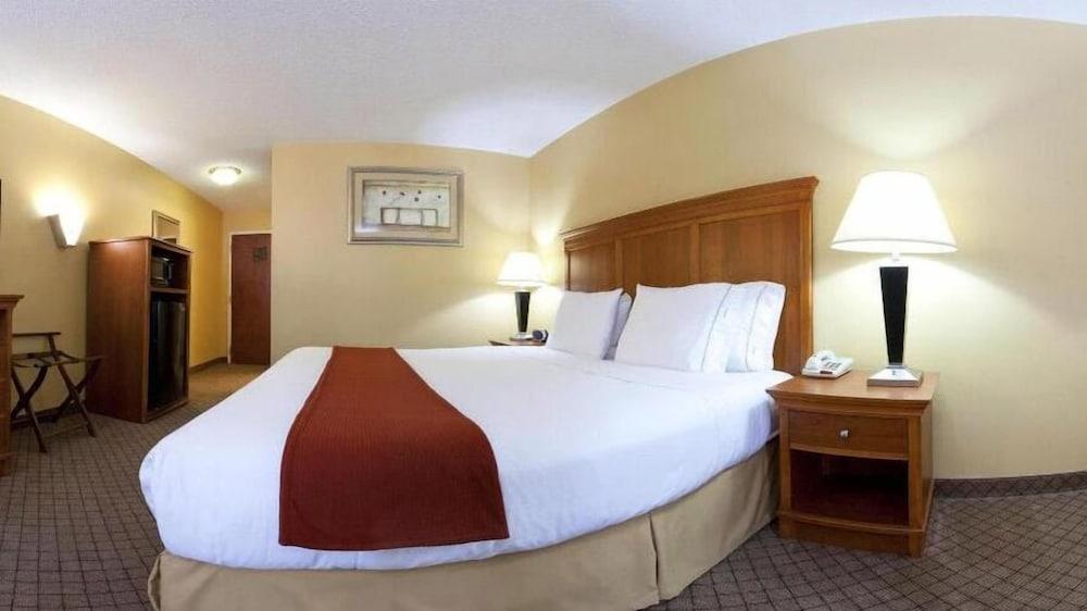 Holiday Inn Express Hurricane by IHG photo 4