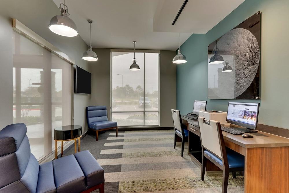 TownePlace Suites by Marriott Houston I-10 East photo 53