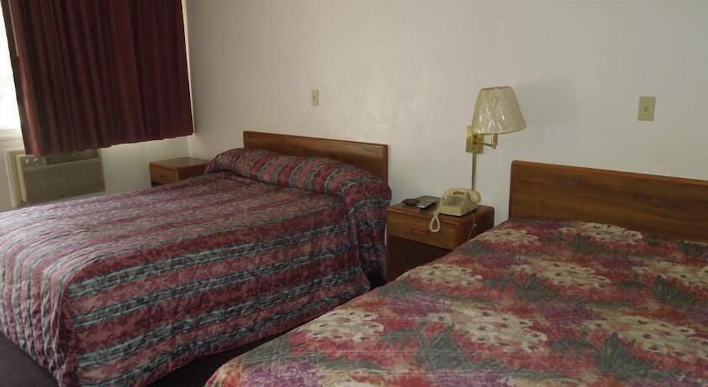 Lee's Motel photo 21