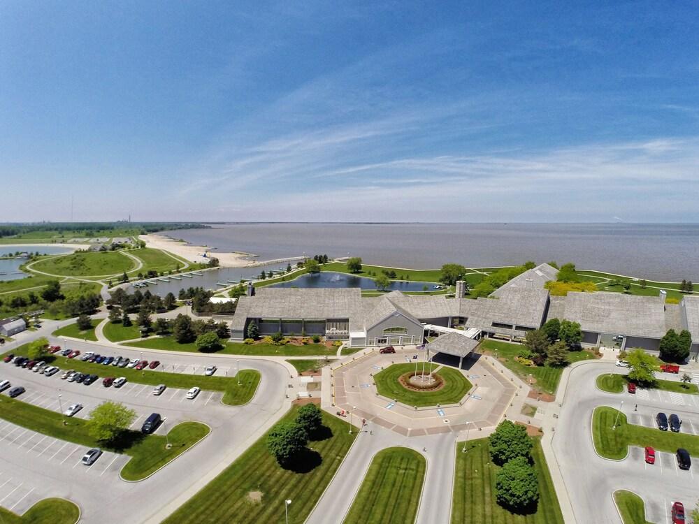 Maumee Bay Lodge and Conference Center photo 58