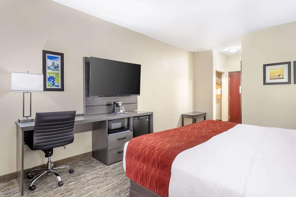 Comfort Inn Orange I-10 photo 7