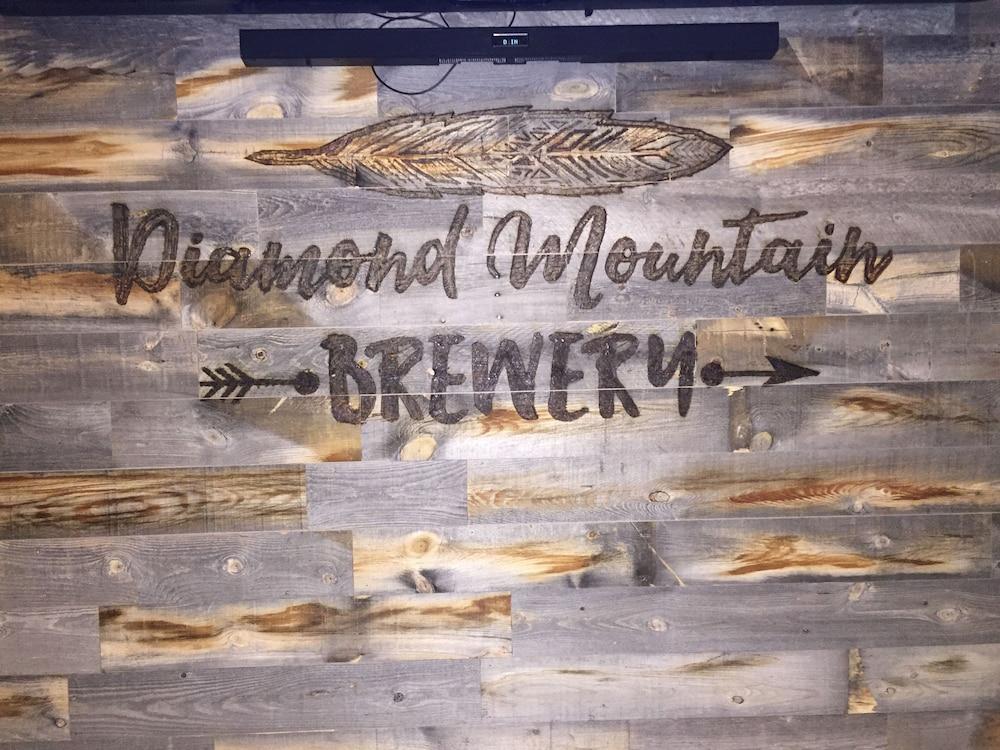 Diamond Mountain Casino Hotel photo 6