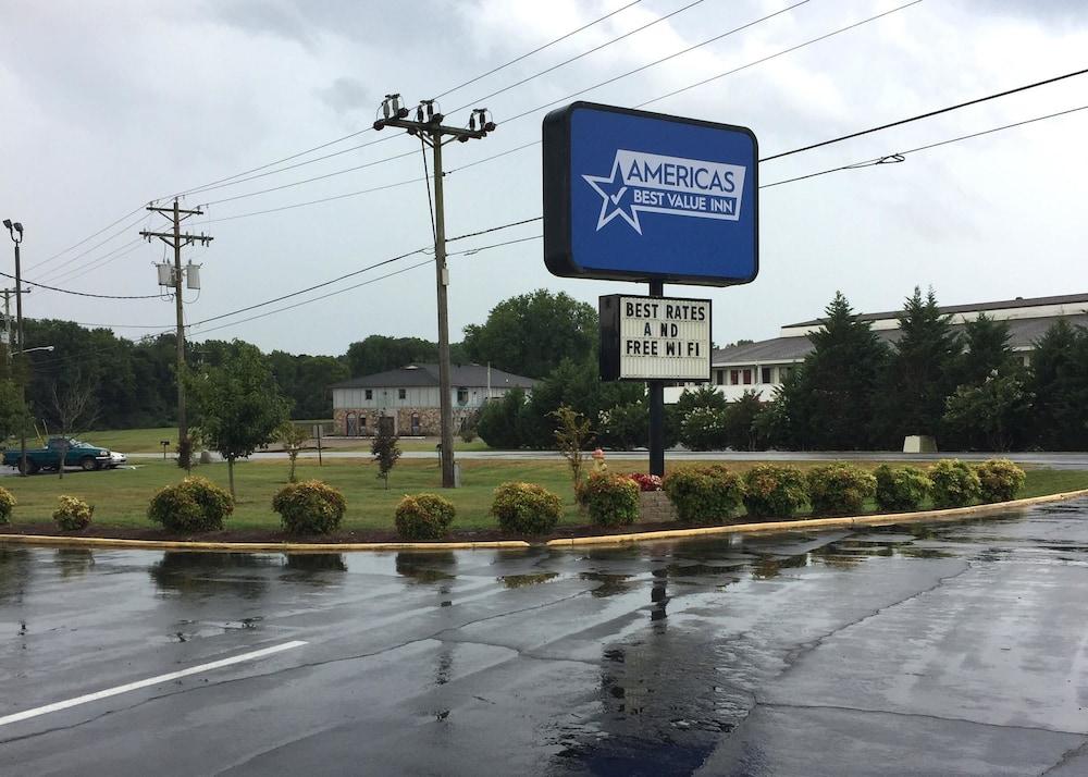 Americas Best Value Inn Manchester, TN photo 19