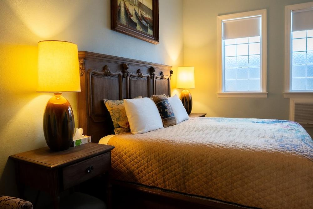 Oak Tree Hotel photo 66