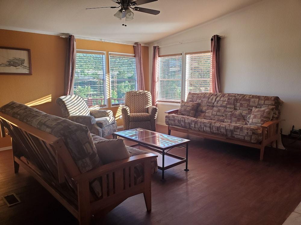 Thunderbird Resort & Event Center photo 25