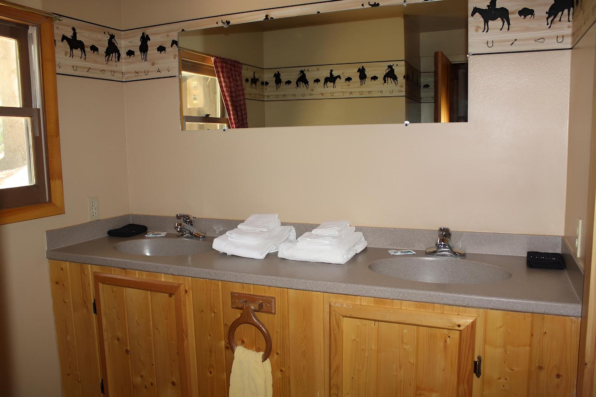 Bill Cody Ranch photo 8