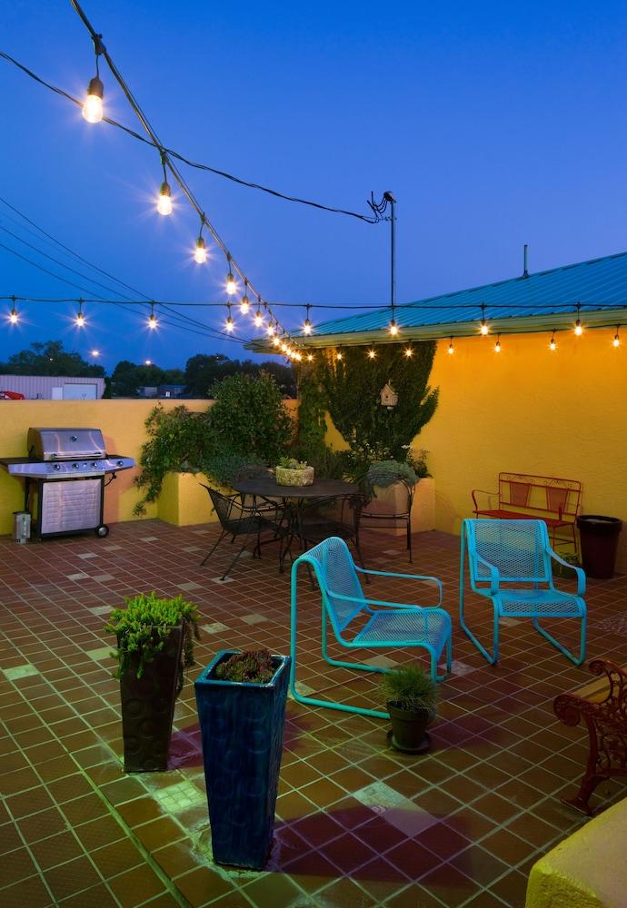 Sunset Motel photo 38