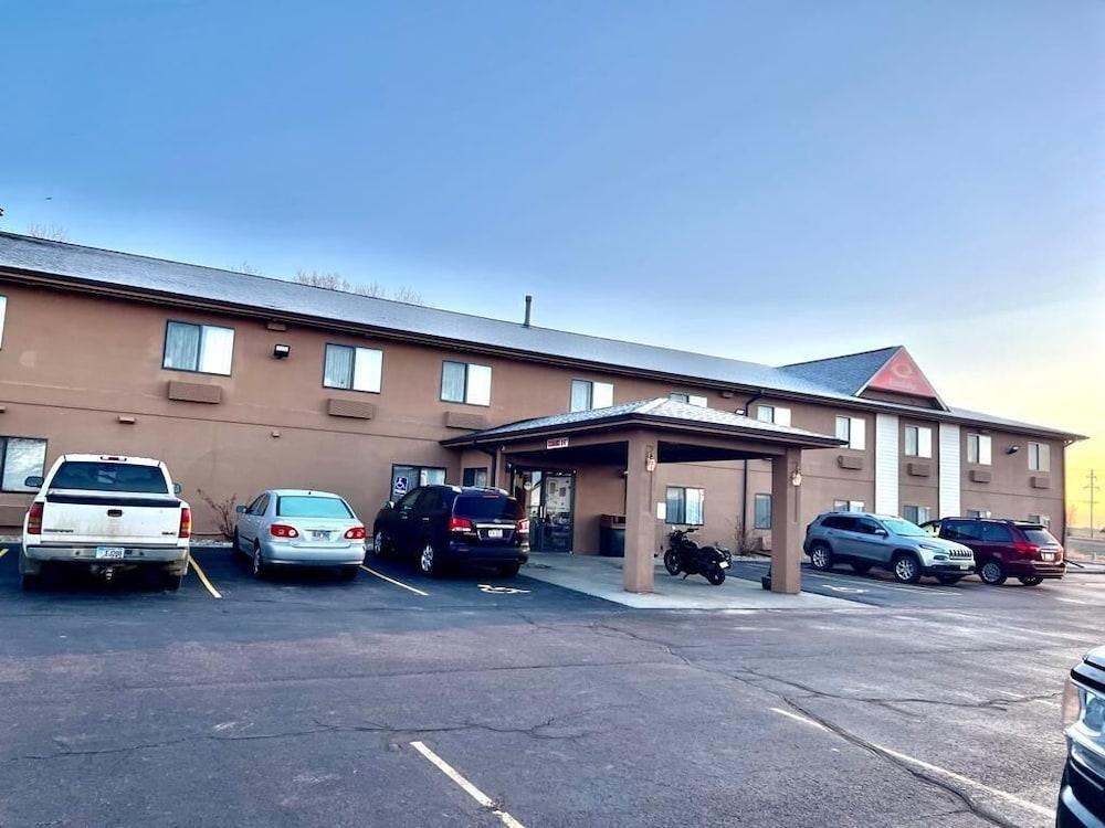 Econo Lodge Oacoma - Chamberlain West photo 36