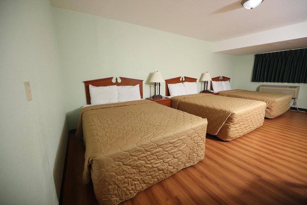 Texas Inn photo 14