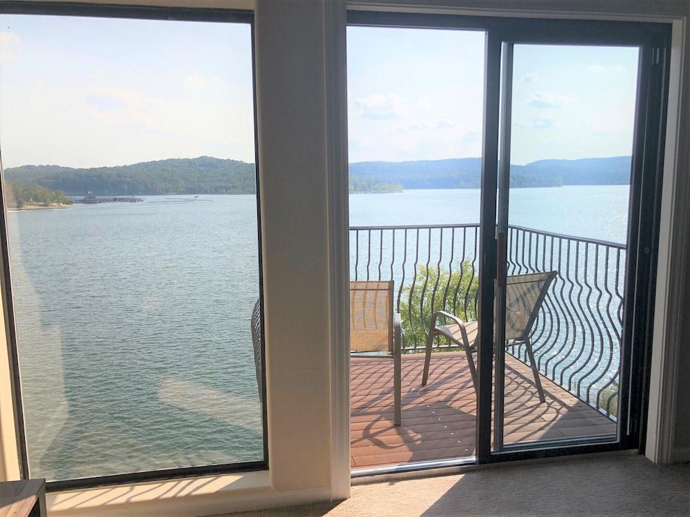 D'Monaco Luxury Resort photo 29