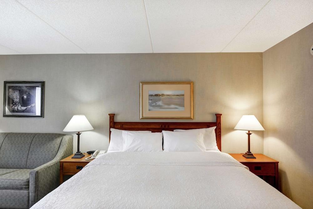 Hampton Inn Bloomsburg photo 14