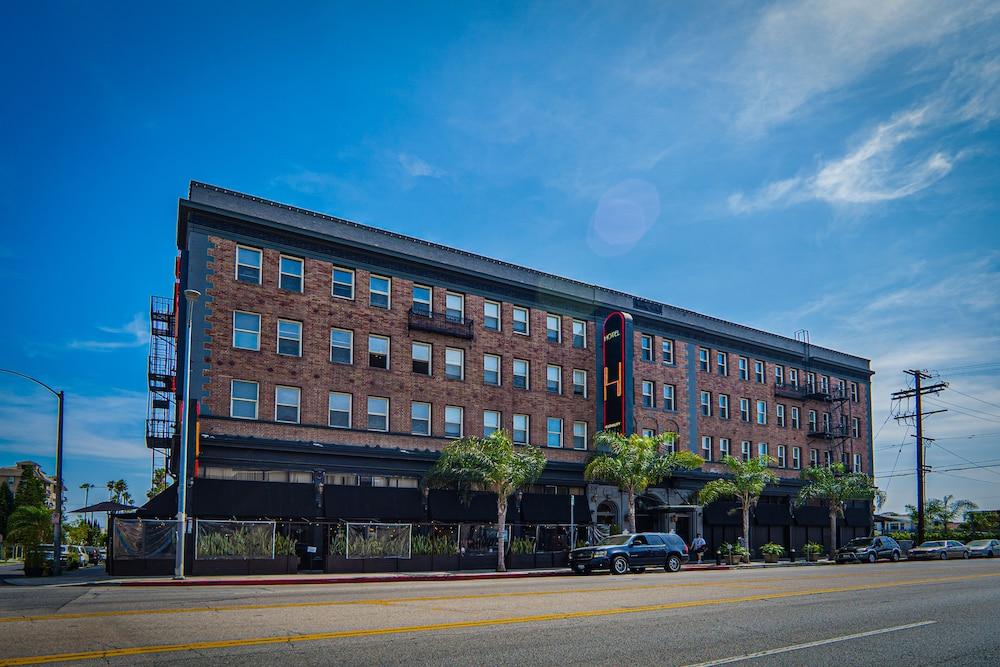 H Hotel photo 9