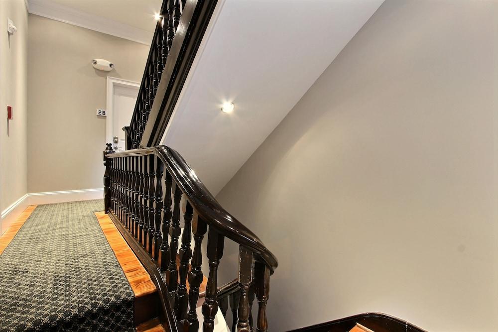 The Suites at Bay photo 24