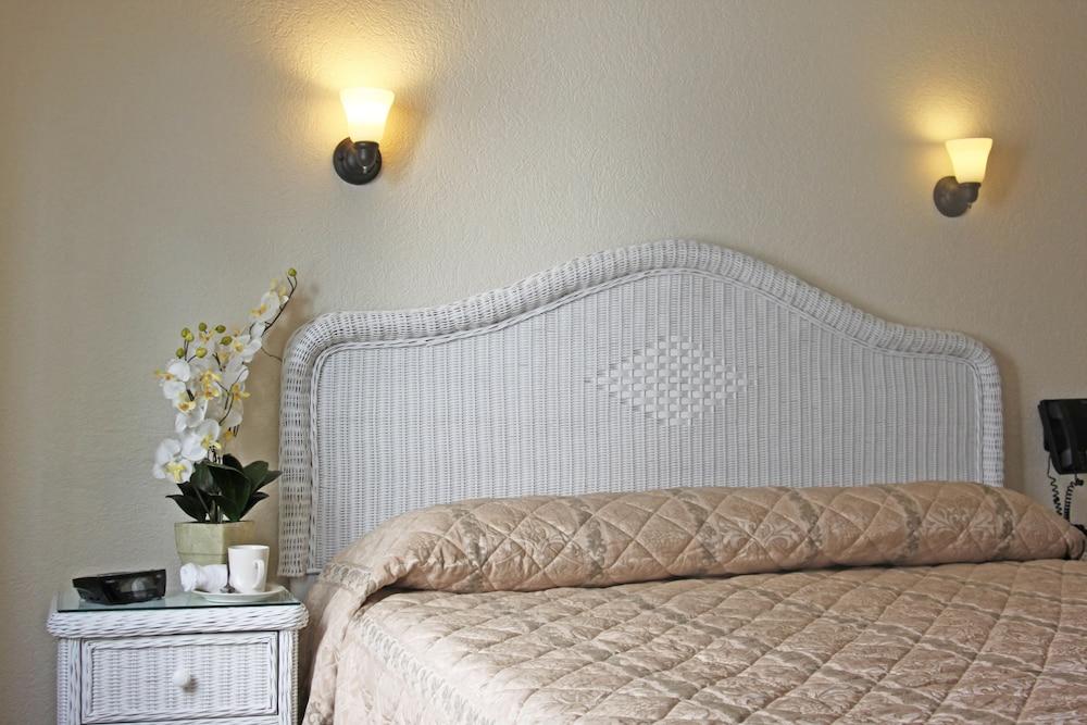 Crystal Beach Motor Inn photo 7