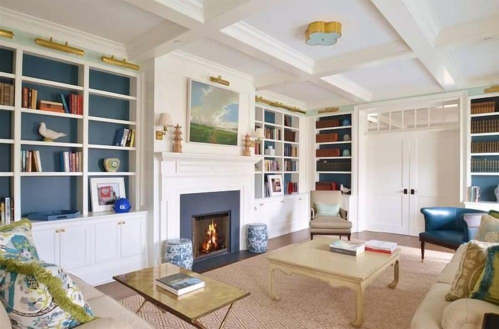 The Quogue Club at Hallock House photo 27