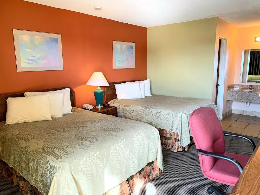 Executive Inn photo 6