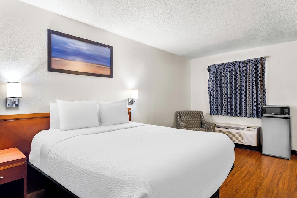 Homestay Inn & Suites photo 18