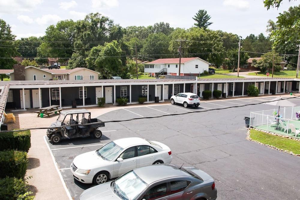 Current River Inn photo 13