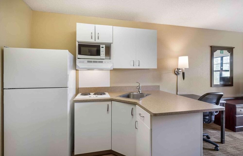 Extended Stay America Suites Tacoma South photo 22