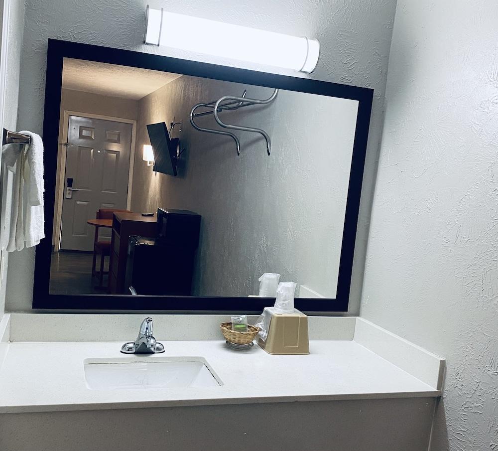 Executive Inn Kingsville photo 14