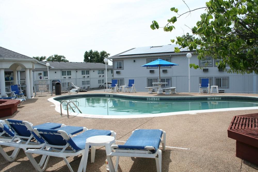 Baymont by Wyndham Osage Beach photo 4