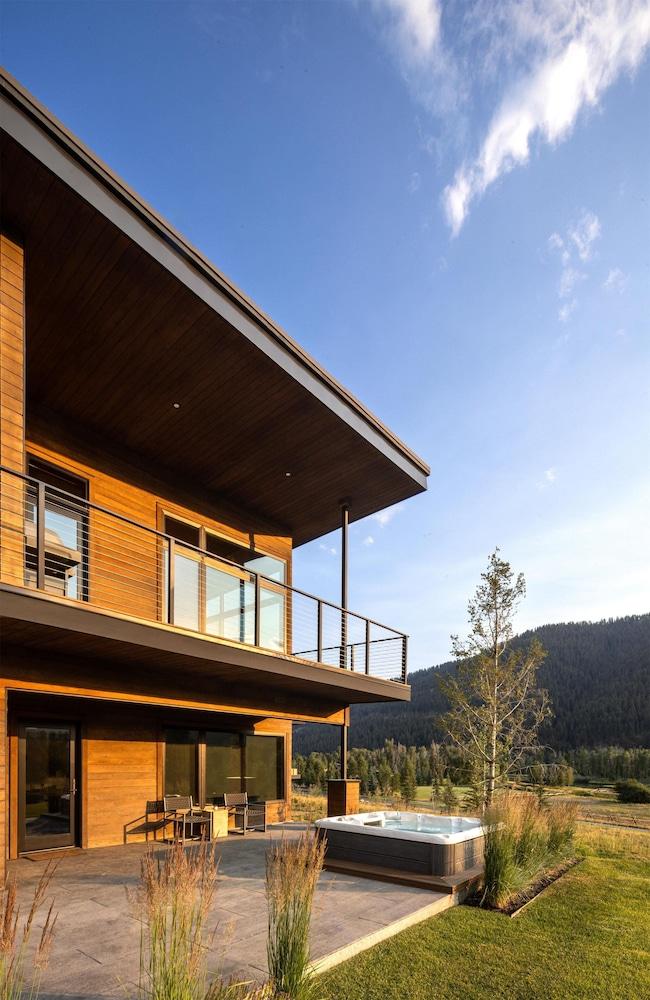 The Cabins At Snake River Sporting Club photo 87