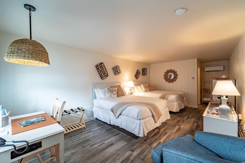 Ocean Glass Inn photo 20