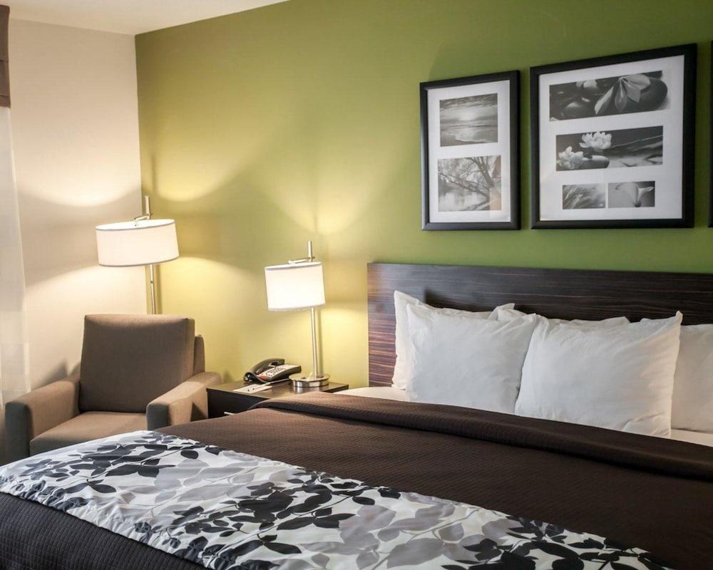 Sleep Inn & Suites Gulfport photo 14