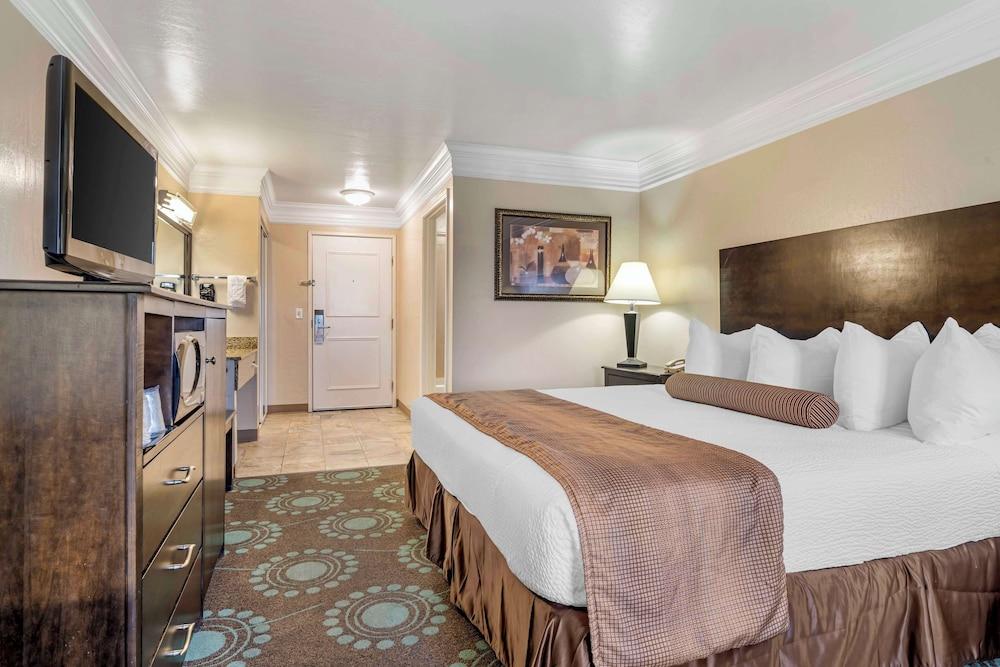 Best Western Liberty Inn photo 13