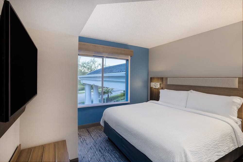Holiday Inn Express Hotel & Suites New Tampa I-75 by IHG photo 59