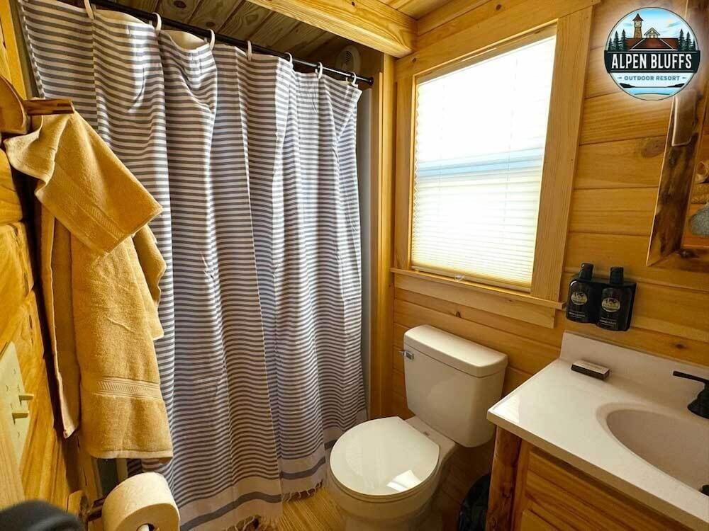 Alpen Bluffs Outdoor Resort photo 19
