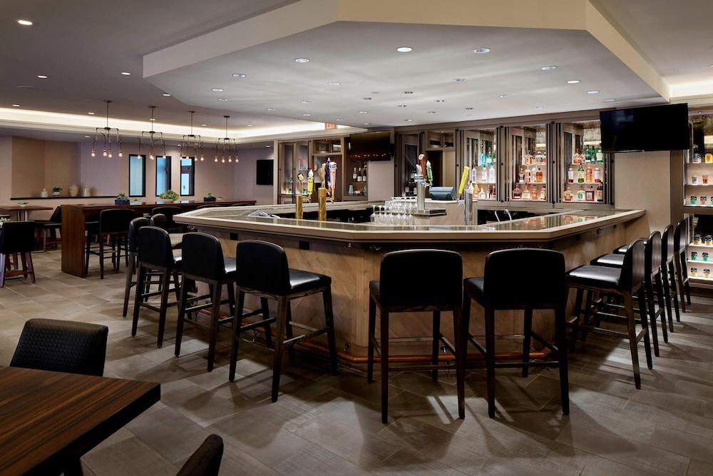 Marriott Cincinnati North photo 9