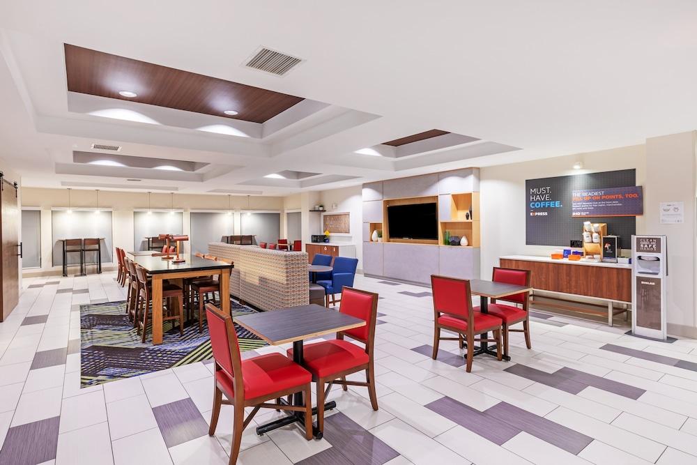 Holiday Inn Express & Suites Austin NW - Lakeway by IHG photo 27