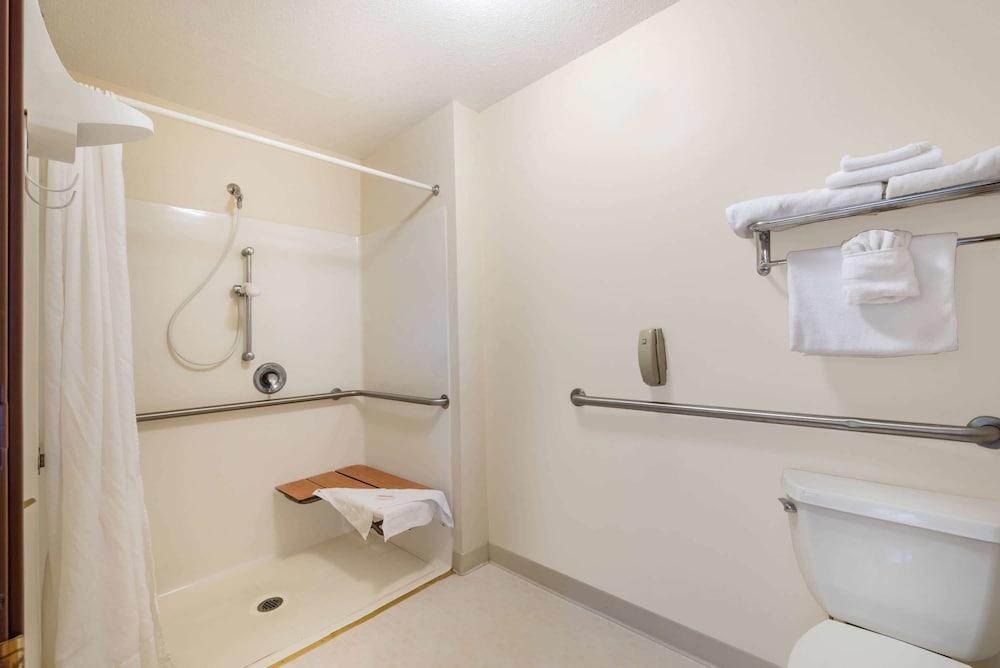 Summerset Hotel & Suites photo 18