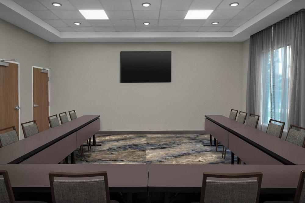 Fairfield By Marriott Inn & Suites Weldon photo 37