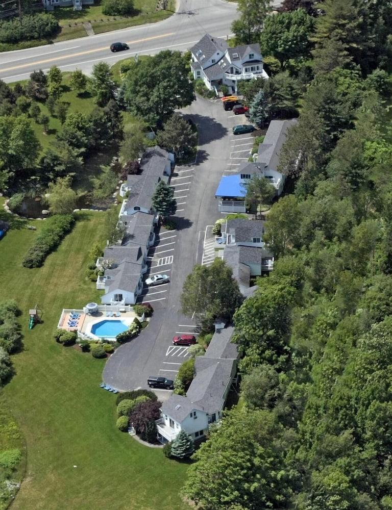 Glen Cove Inn & Suites photo 67