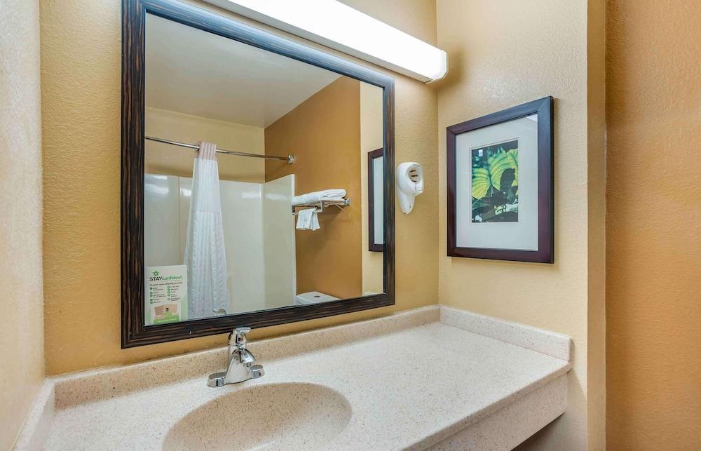 Extended Stay America Select Philadelphia Malvern Great Vall photo 22