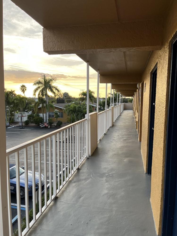 Budget Inn - Punta Gorda photo 17