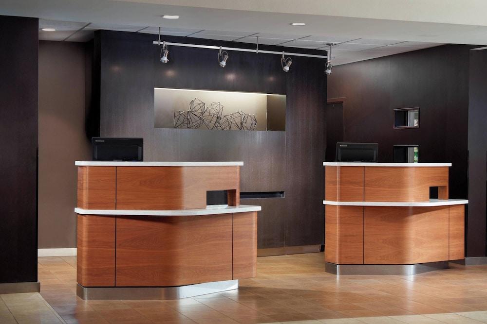 Courtyard by Marriott Tallahassee Downtown/Capitol photo 2
