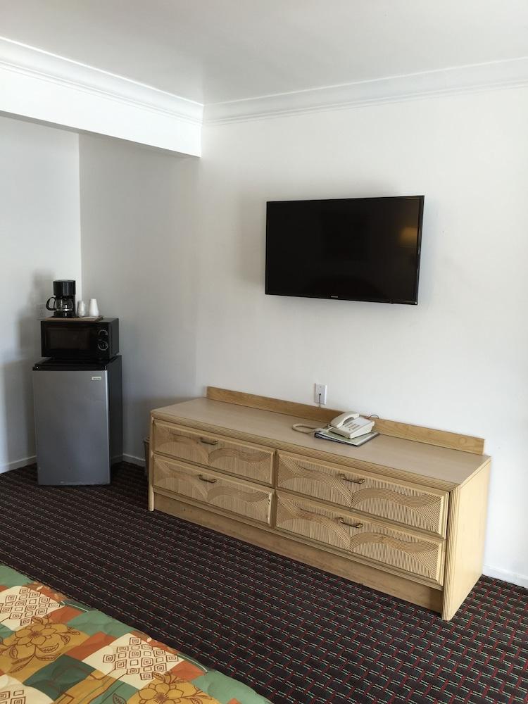 Lark Motel photo 4